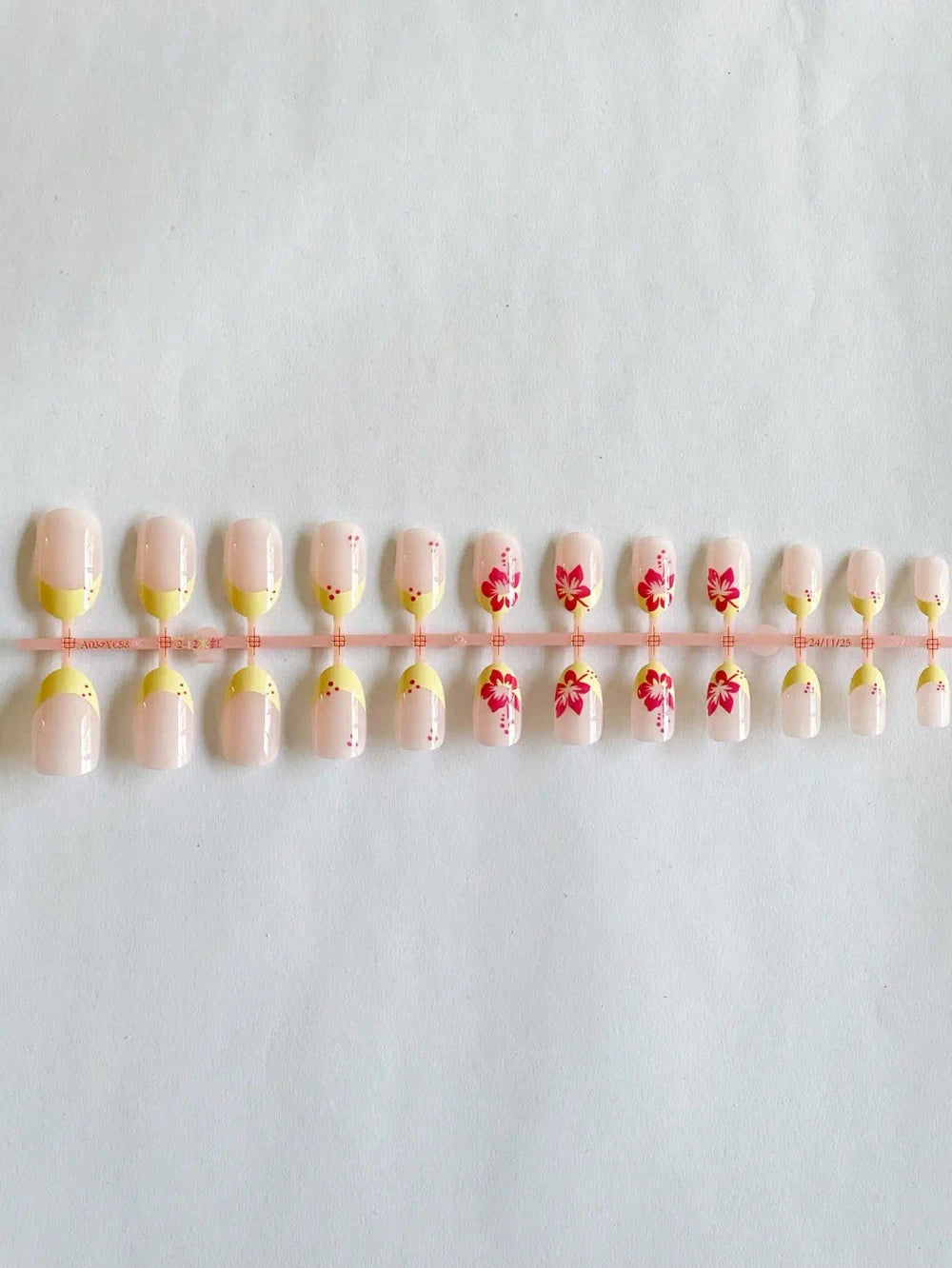 Y2K Press on Nails